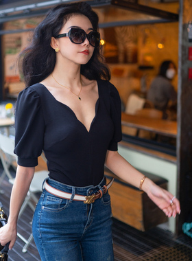 月影集黑天鹅优雅深V修身上衣T恤欧美辣妹公主袖显瘦法式连体短袖