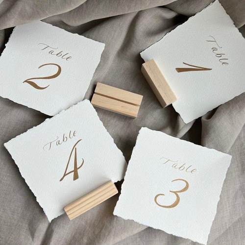婚礼台卡桌卡桌号台号席位卡纸质含木底座支架派对会议生日号码牌