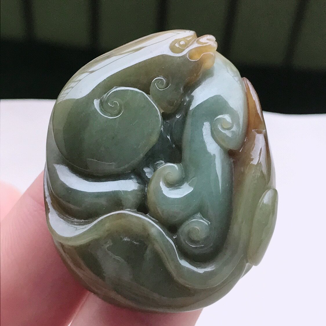 水头细腻黄翡龙牌老坑送证书a货颈饰玉坠冰种玉玉石吊坠冰种翡翠