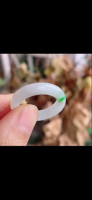 飘绿戒圈 20.3 纯自然光拍摄 无色差无美颜所见即所得