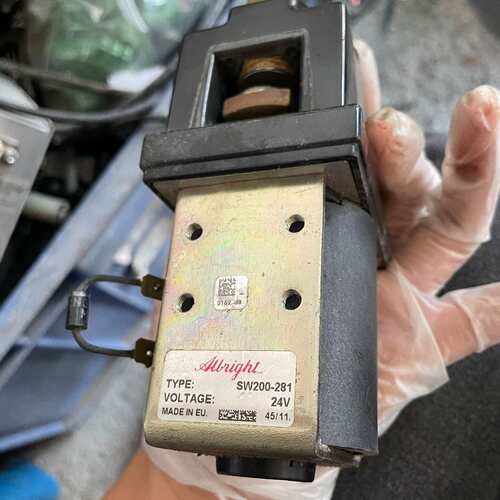 议价电动叉车直流接触器SW200-281 24v