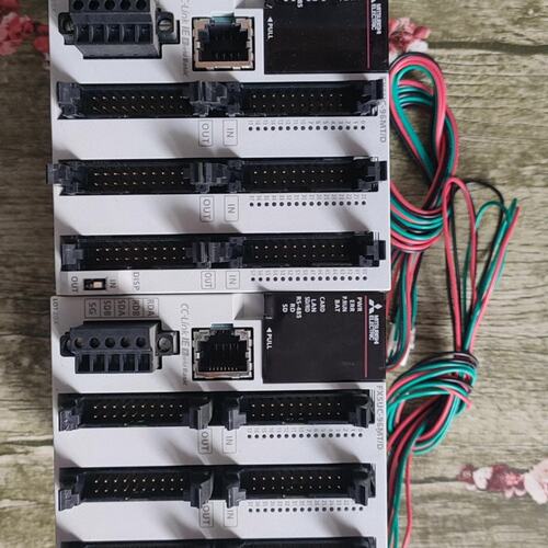 议价FX5UC-96MT/D，成色充新功能包好，年份近，免费升