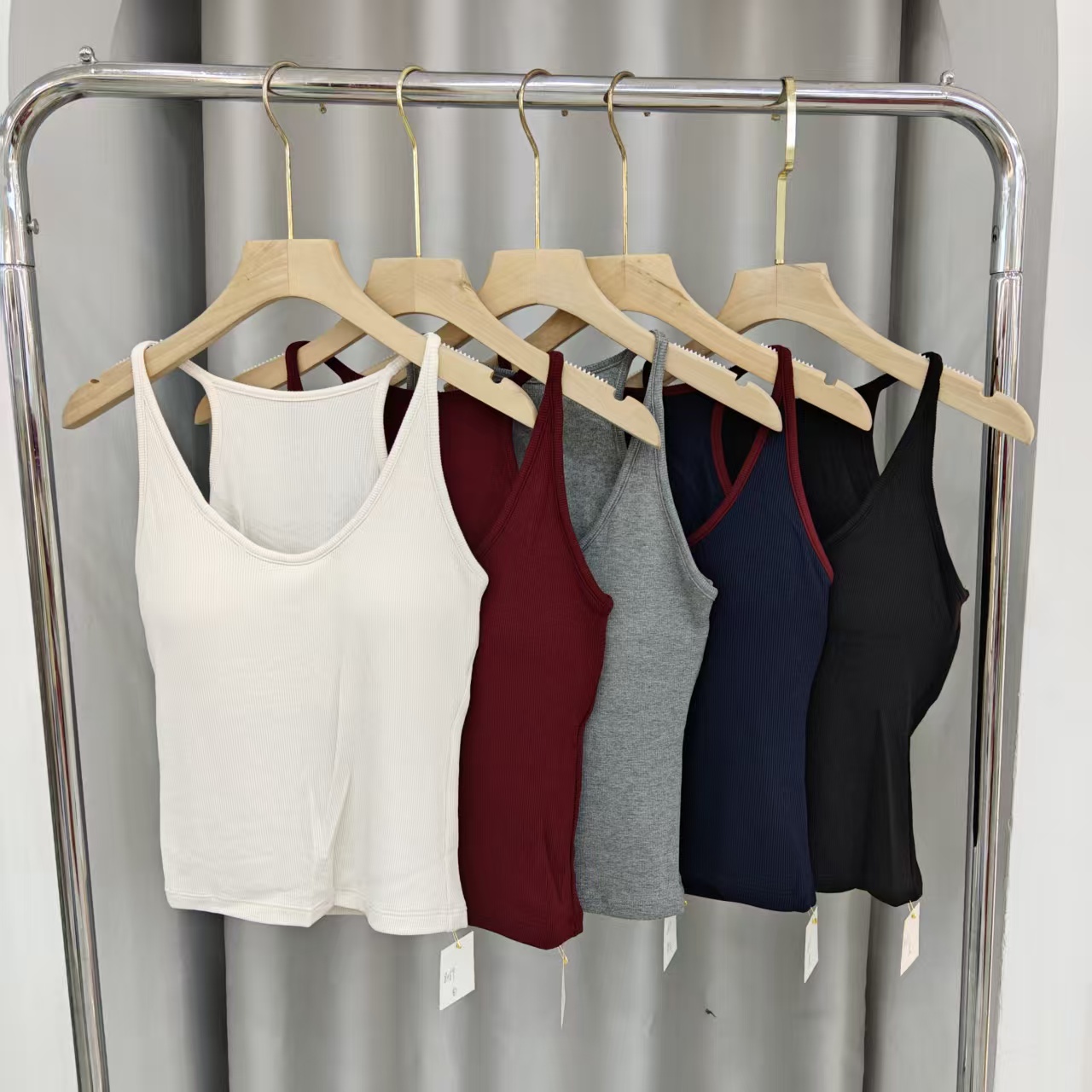 秋冬新款固定杯磨毛美背吊带背心