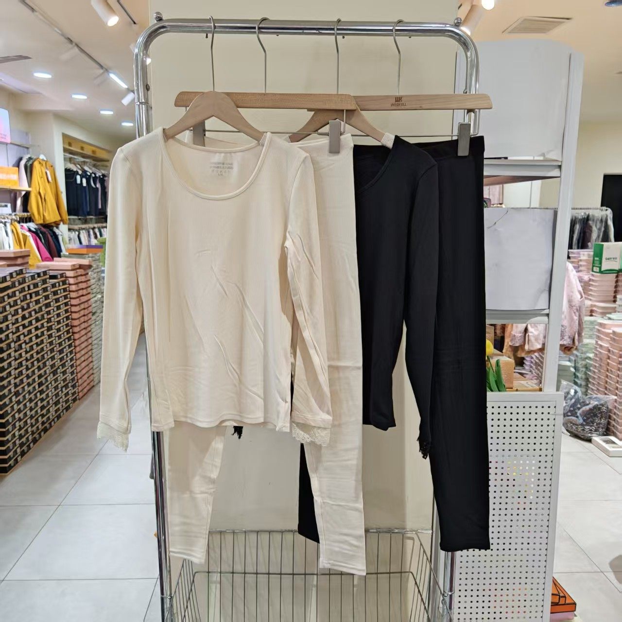 女士圆领蕾丝长袖秋衣秋裤套装