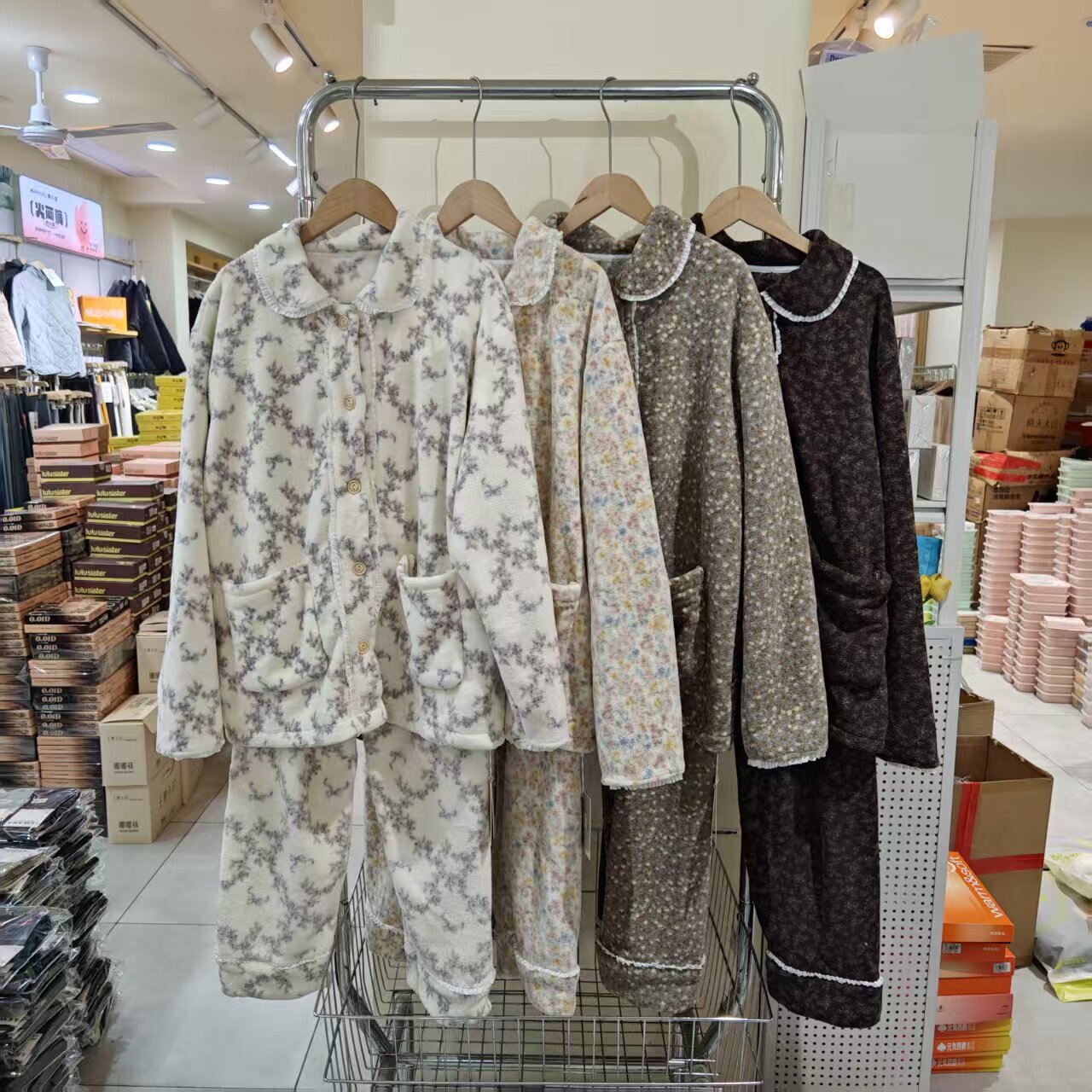 秋冬加绒加厚碎花女士睡衣套装