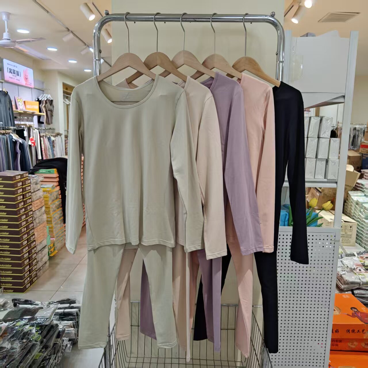 秋冬新款女长袖长裤保暖内衣89062简约舒适秋衣秋裤纯色打底套装