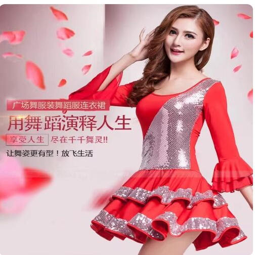 广场舞服装新款套装连衣裙舞蹈服装女中老年秋冬中长袖演出跳舞衣