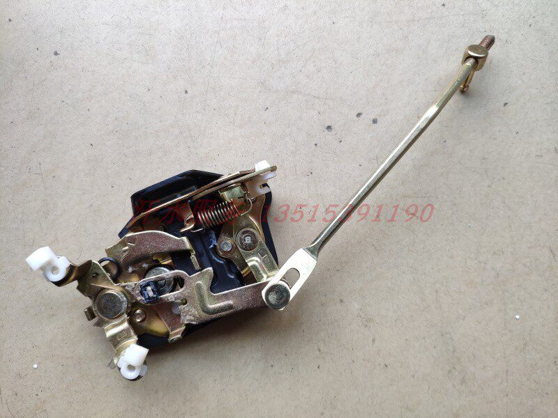 凯马轻卡货车聚宝骏驰3300威2600福运来4800车门锁体锁块