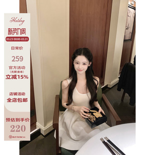 开衫 Hotdog 收腰镂空针织U领连衣裙 浪漫物语 两件套 热狗很辣