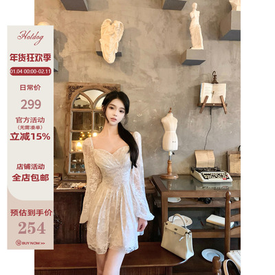 Hotdog热狗很辣白色连衣裙