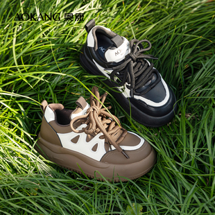 春季 女款 新款 松糕厚底板鞋 美拉德丑萌圆头休闲鞋 奥康面包鞋