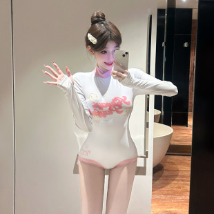 泳衣女泡温泉保守遮肉甜欲系少女长袖 显瘦防晒沙滩冲浪拉链潜水服