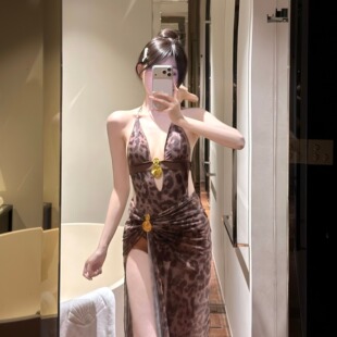 2026春上新绝美性感纯欲风豹纹度假长裙比基尼小胸显瘦连体泳衣女