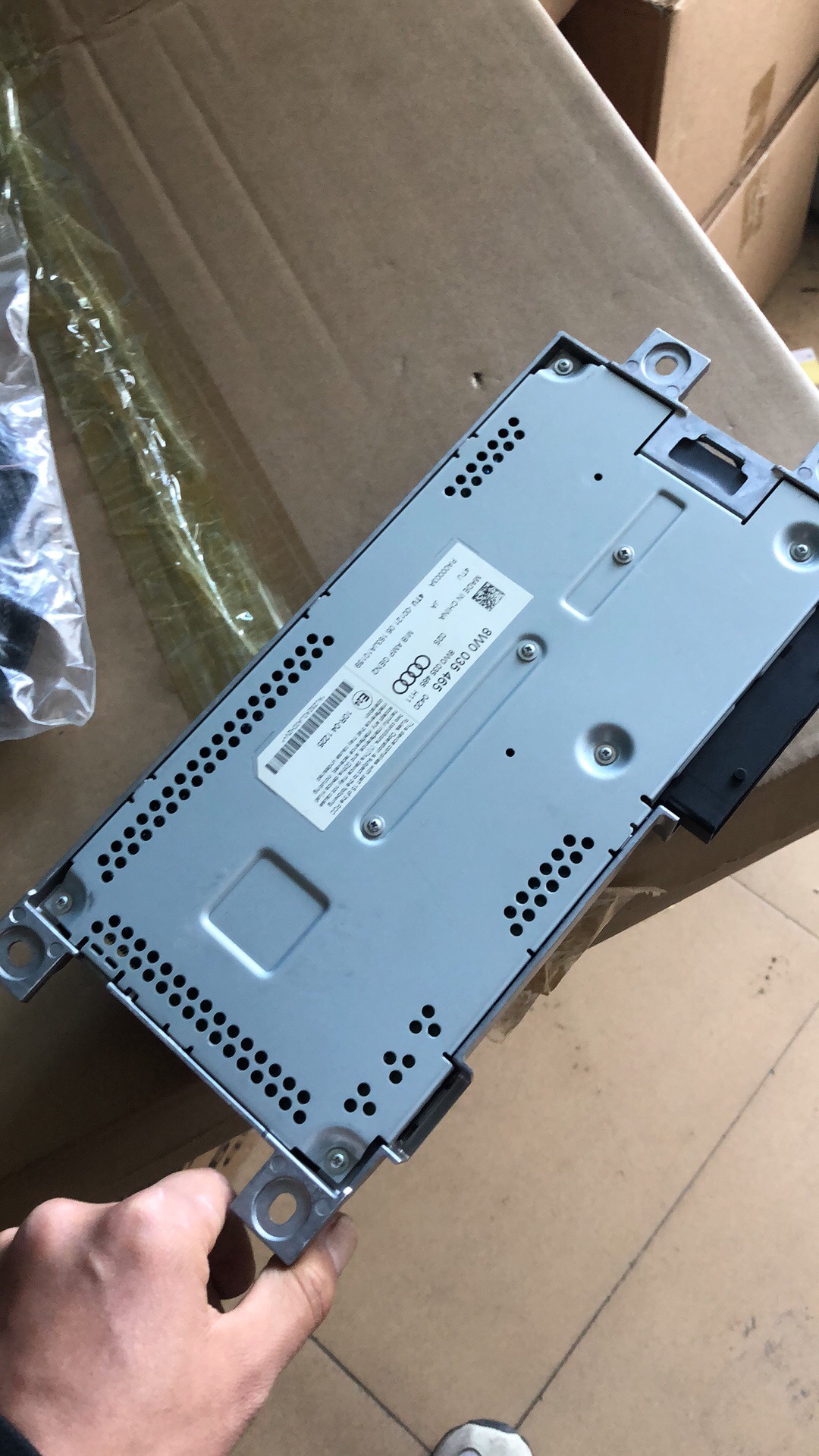 新款奥迪A4LQ5LA5A6L原厂BO功放BO音响功放主机原厂光纤功放