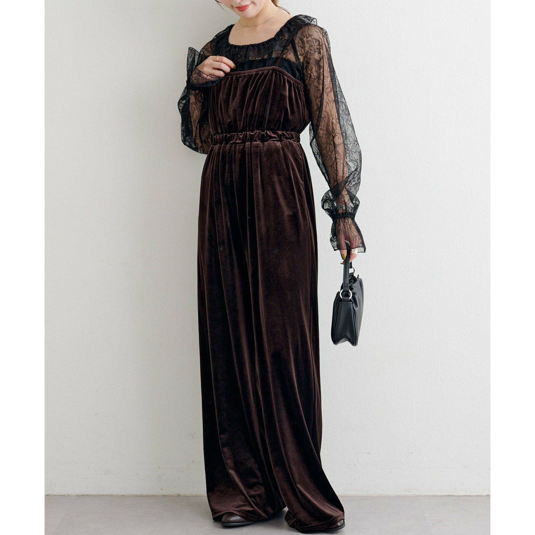 D220120日单甜美新款花边领蕾丝衬衫+金丝绒吊带连体阔腿裤两件套