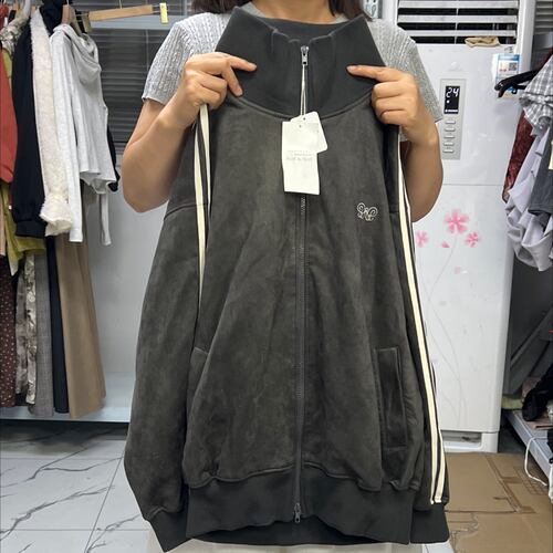 809，双拉链外套，120胸围68长，