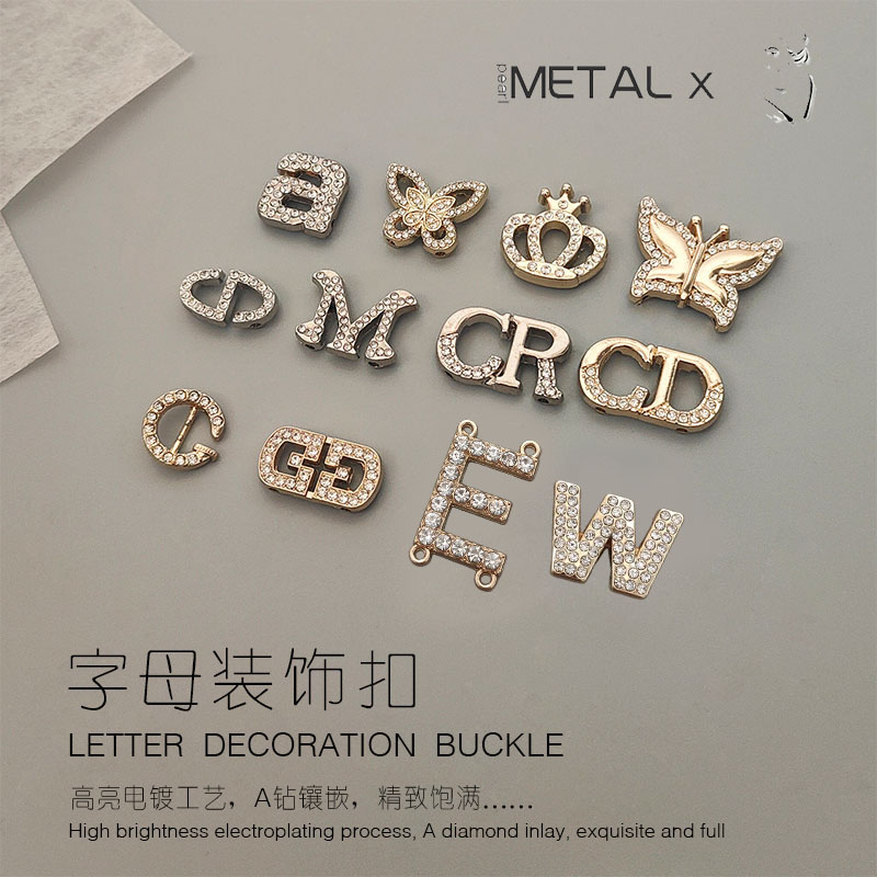 金属英文字母金属扣蝴蝶合金水钻配饰diy 包包饰品帽子衣领装饰扣