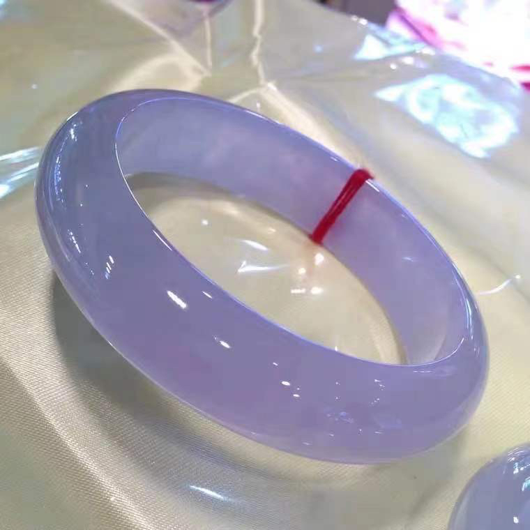 周z六福翡翠手镯冰糯种玉镯缅甸紫色正圈女款情人节送礼物带礼盒