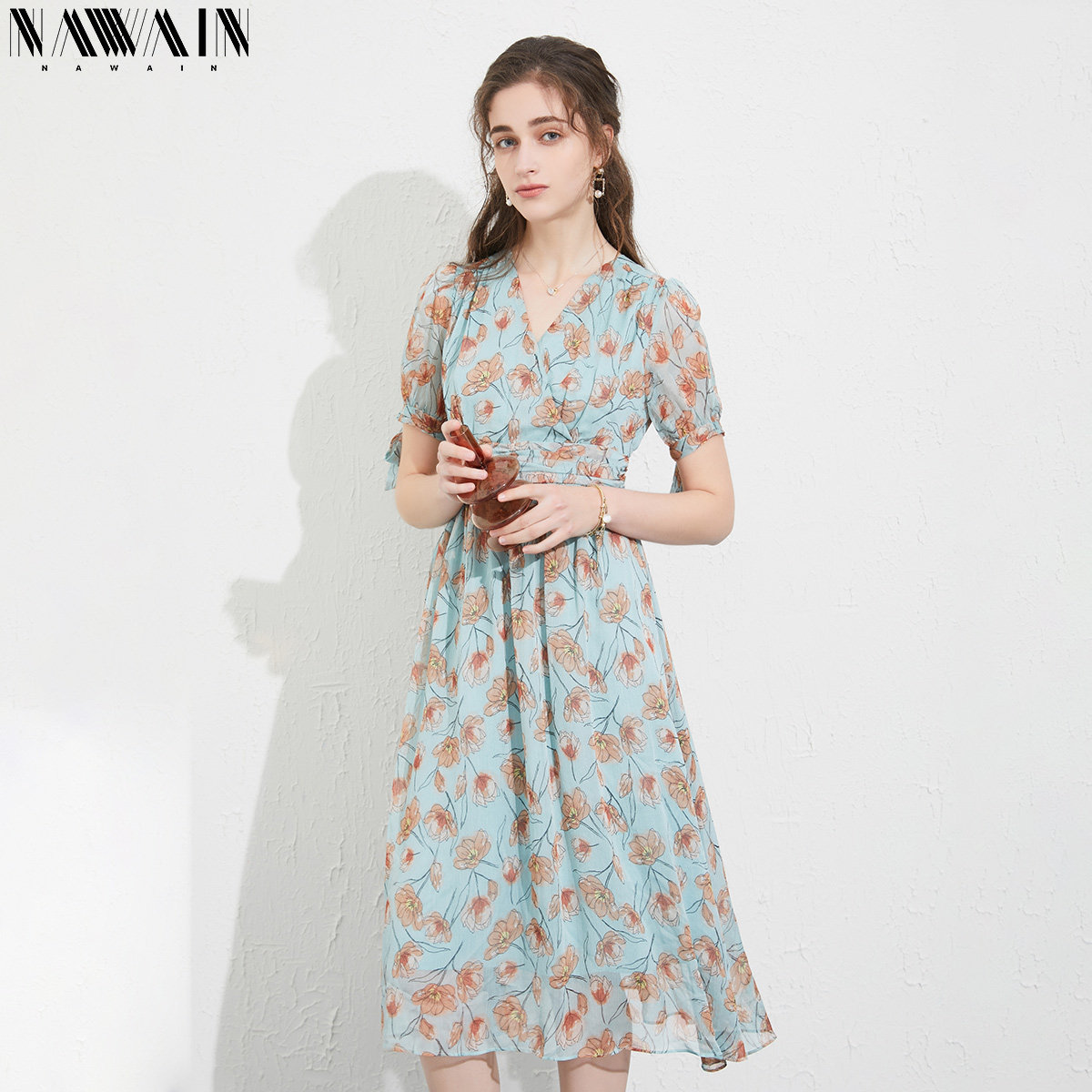 NAWain/纳纹雪纺连衣裙女夏季2020新款碎花中长款收腰五分袖裙子