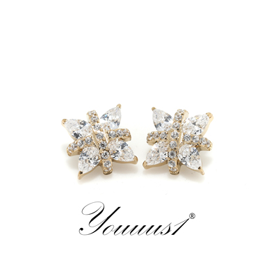 浅金版十字莲星耳钉上新热销