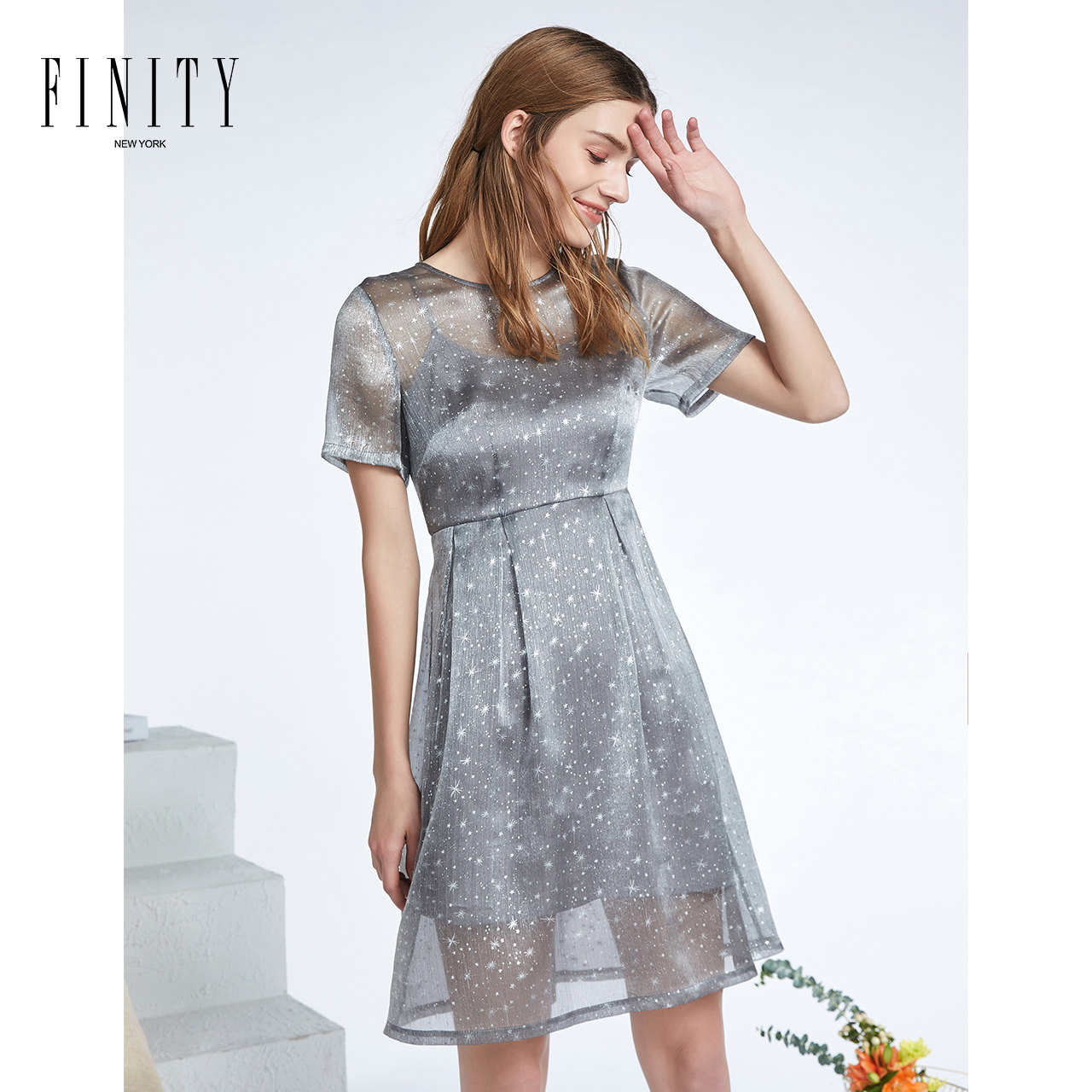 FINITY菲妮迪夏装时尚轻薄圆领短袖连衣裙收腰显瘦气质雪纺裙子