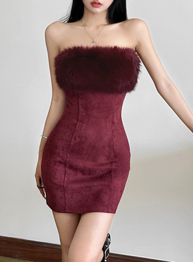 圣诞节穿搭御姐风情万种包臀裙毛绒拼接设计露背一字肩红色连衣裙