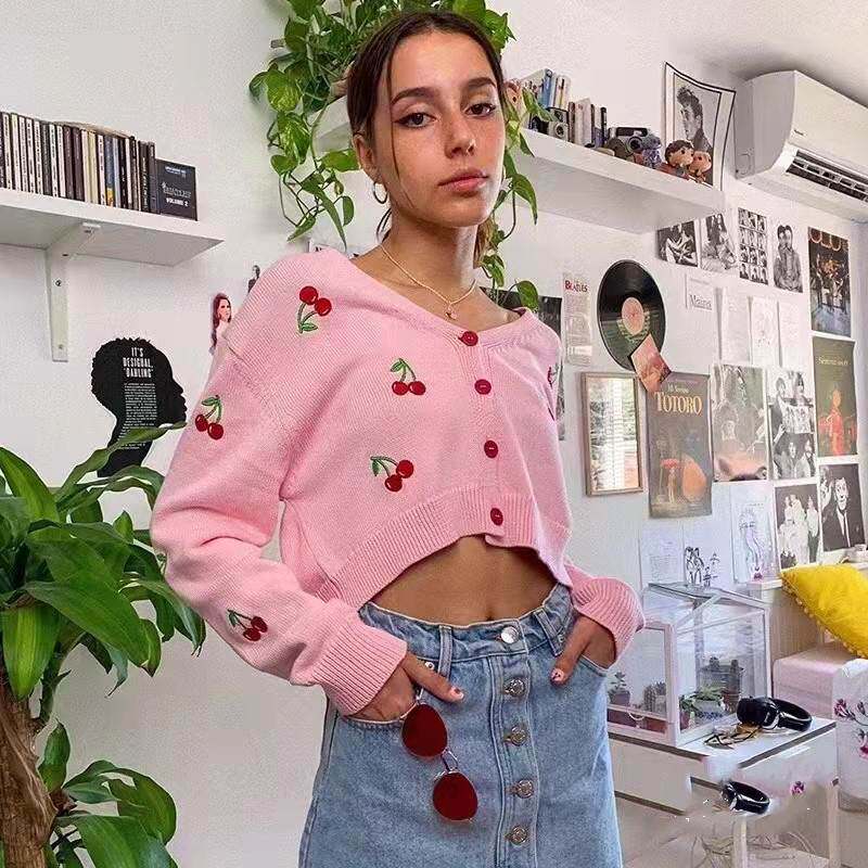 欧美ins春秋薄款毛衣上衣v领短款甜美少女樱桃长袖针织开衫小外套