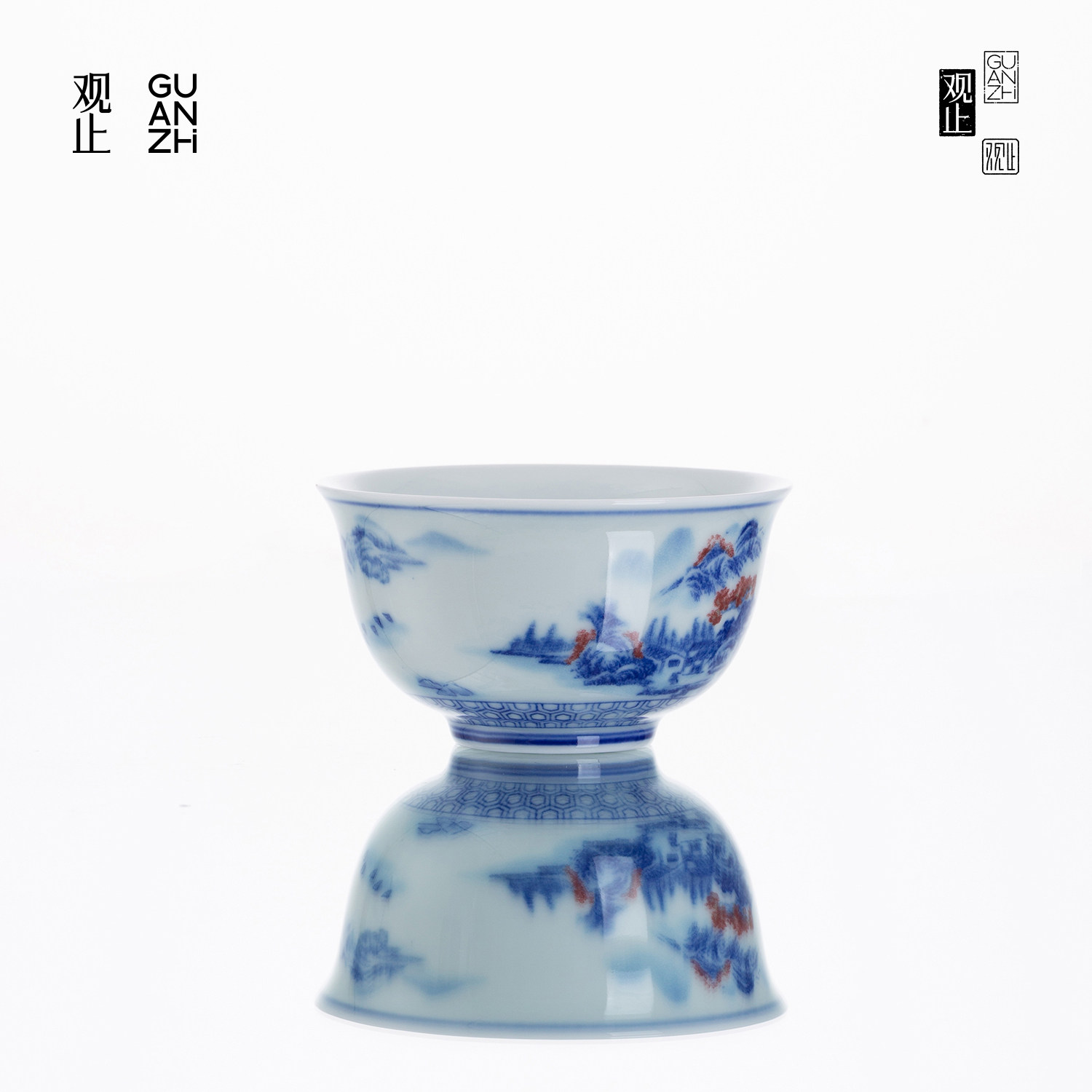 观止青花釉里红山水压手杯