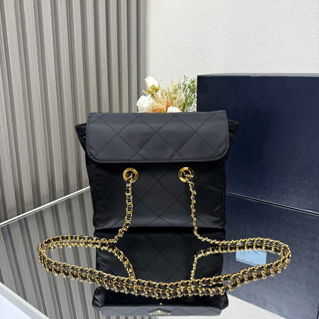 女士新款降落伞尼龙布中古流浪邮差包年轻时尚链条翻盖单肩斜挎包