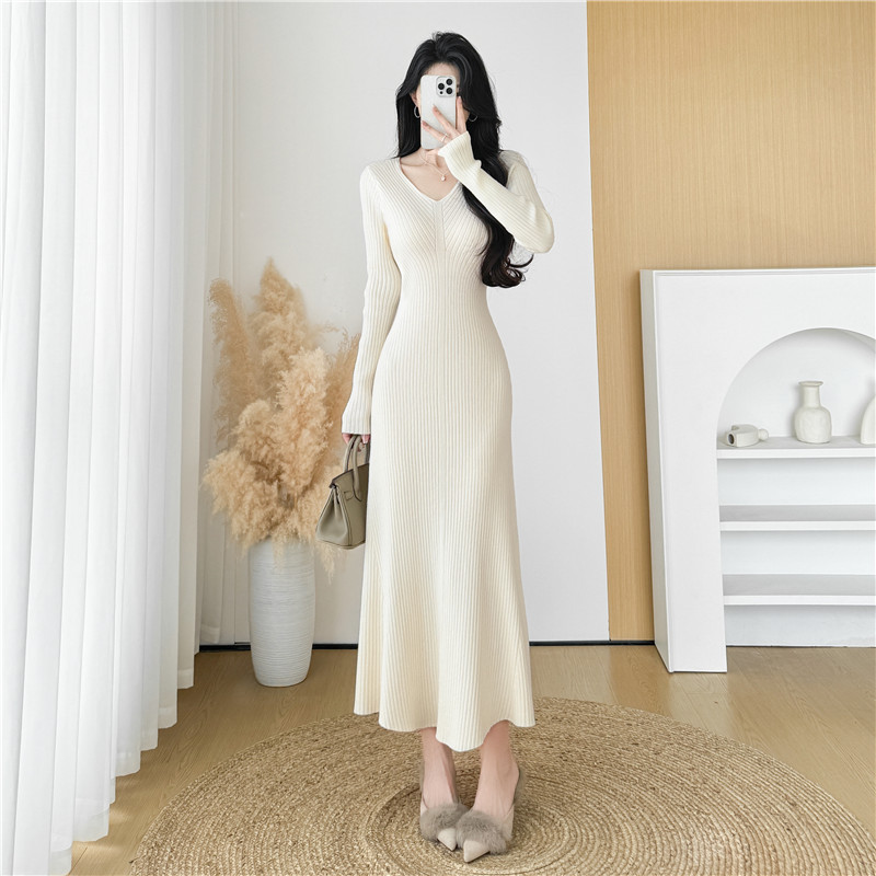 秋冬配大衣内搭毛衣裙女