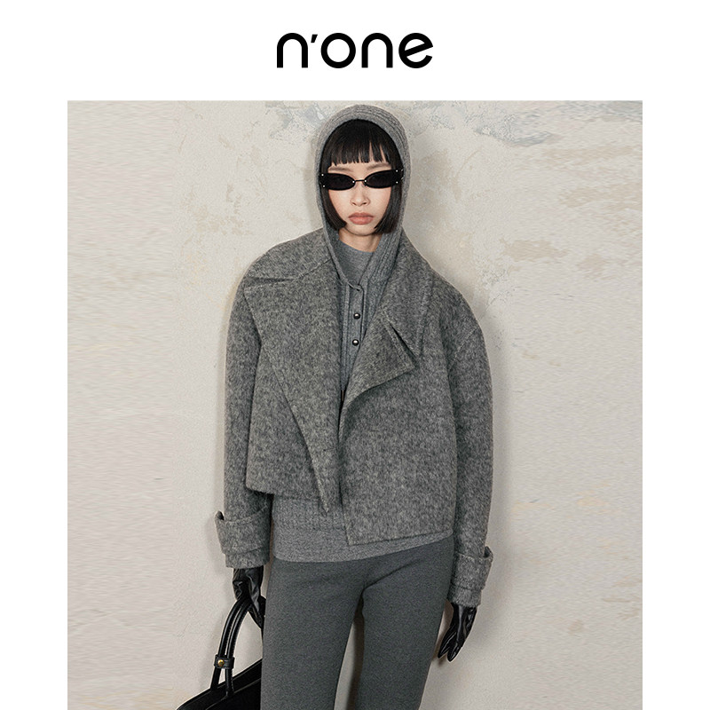 none 短款宽松羊毛桑蚕丝混纺毛呢大衣女2025新款大领子外套
