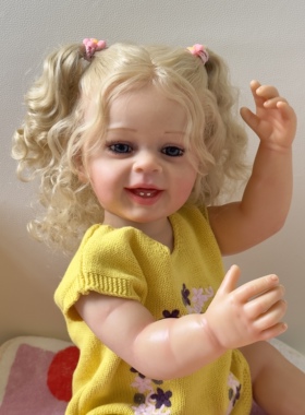 55厘米全胶可入水黄色毛衣重生娃娃公仔 女孩玩具创意礼物 送闺蜜