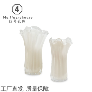 简约白色花瓣口百财手工琉璃花瓶样板间客厅书房桌面插花软装摆件