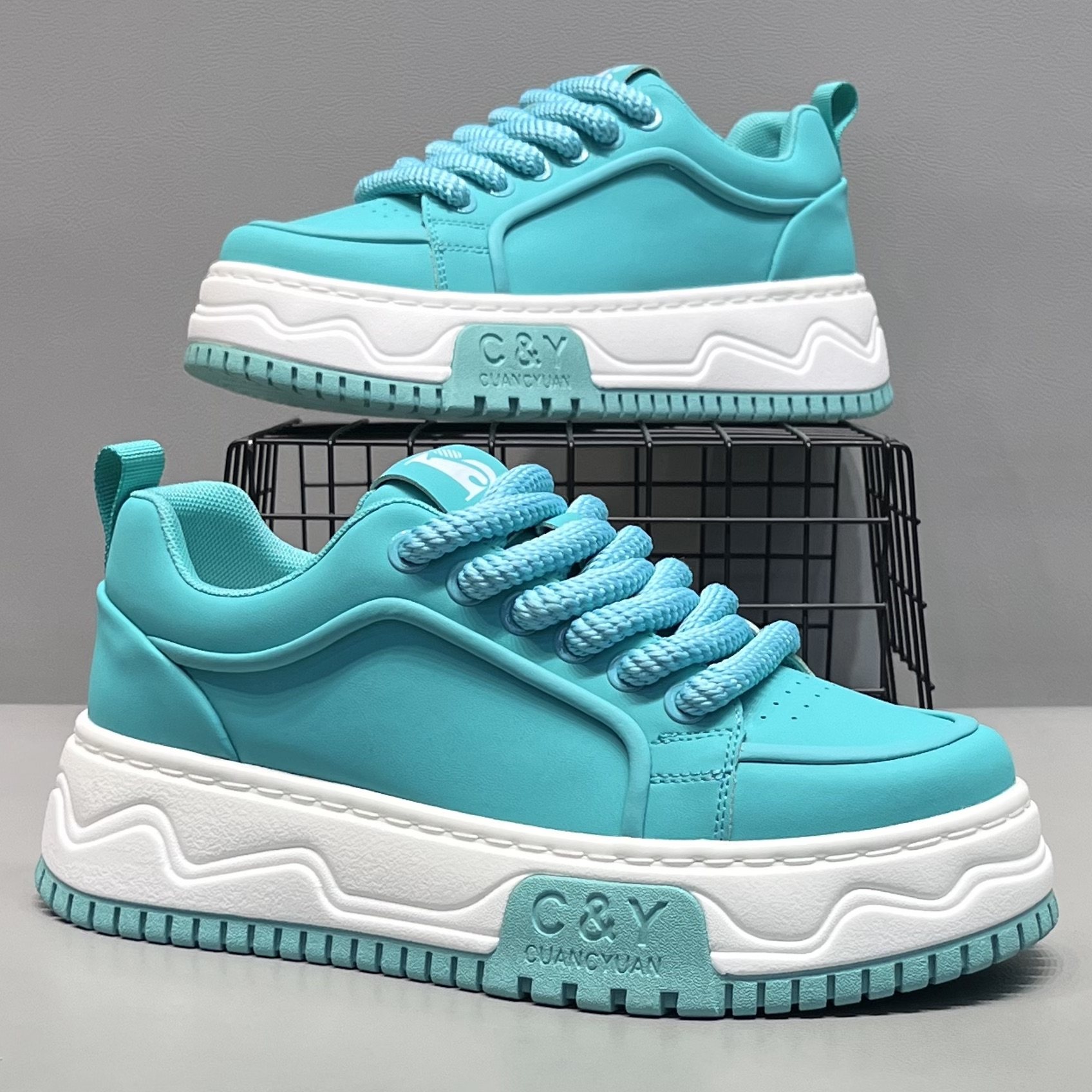 男鞋2026春季新款厚底板鞋小众糖果色时尚百搭运动休闲鞋增高潮鞋