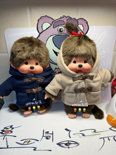 日本正版 Monchhichi 蒙奇奇 M号 着替 摇粒绒牛角扣大衣 娃衣