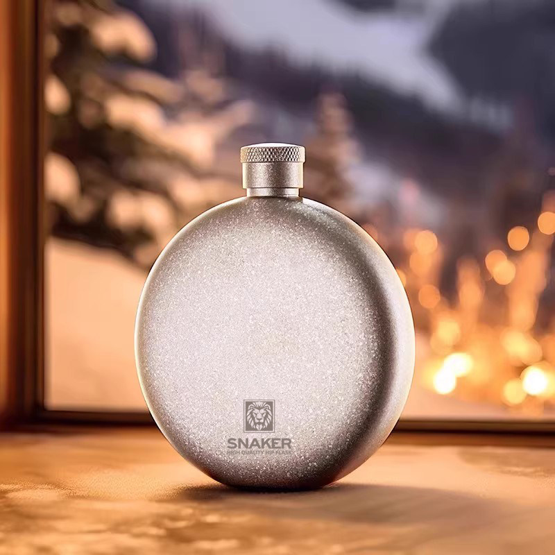 俄罗斯纯钛小酒壶2 3 4两装白酒钛金属随身便携户外钛钢圆形酒瓶