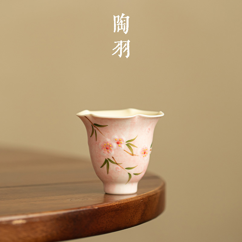 粉面手绘桃花花言杯陶瓷茶杯