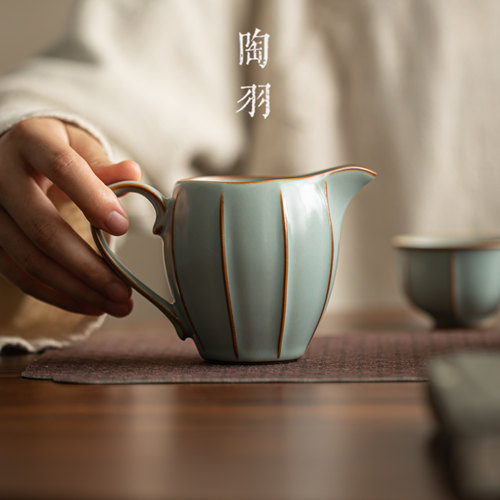陶羽汝窑瓜棱中式公道杯