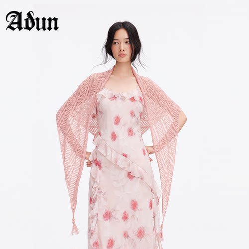 Abun【商场同款】2026 年夏季新品粉色人字镂空针织三角披肩女