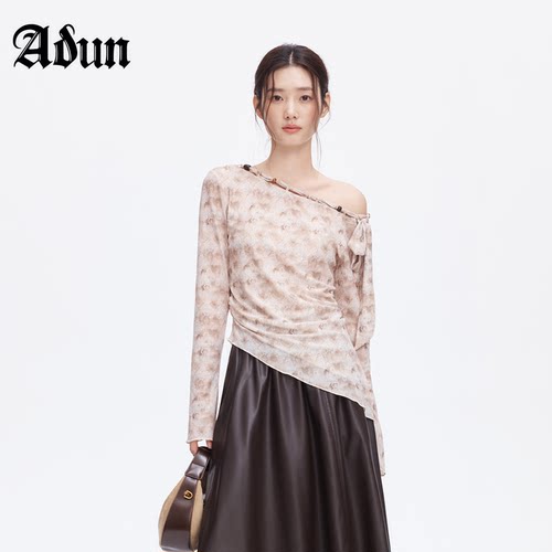 Abun【商场同款】2026年秋季新品复古不规则褶皱纯欲风斜肩上衣