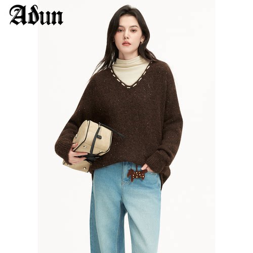 Abun【商场同款】2026冬季新品简约V领设计感亮片针织上衣双色