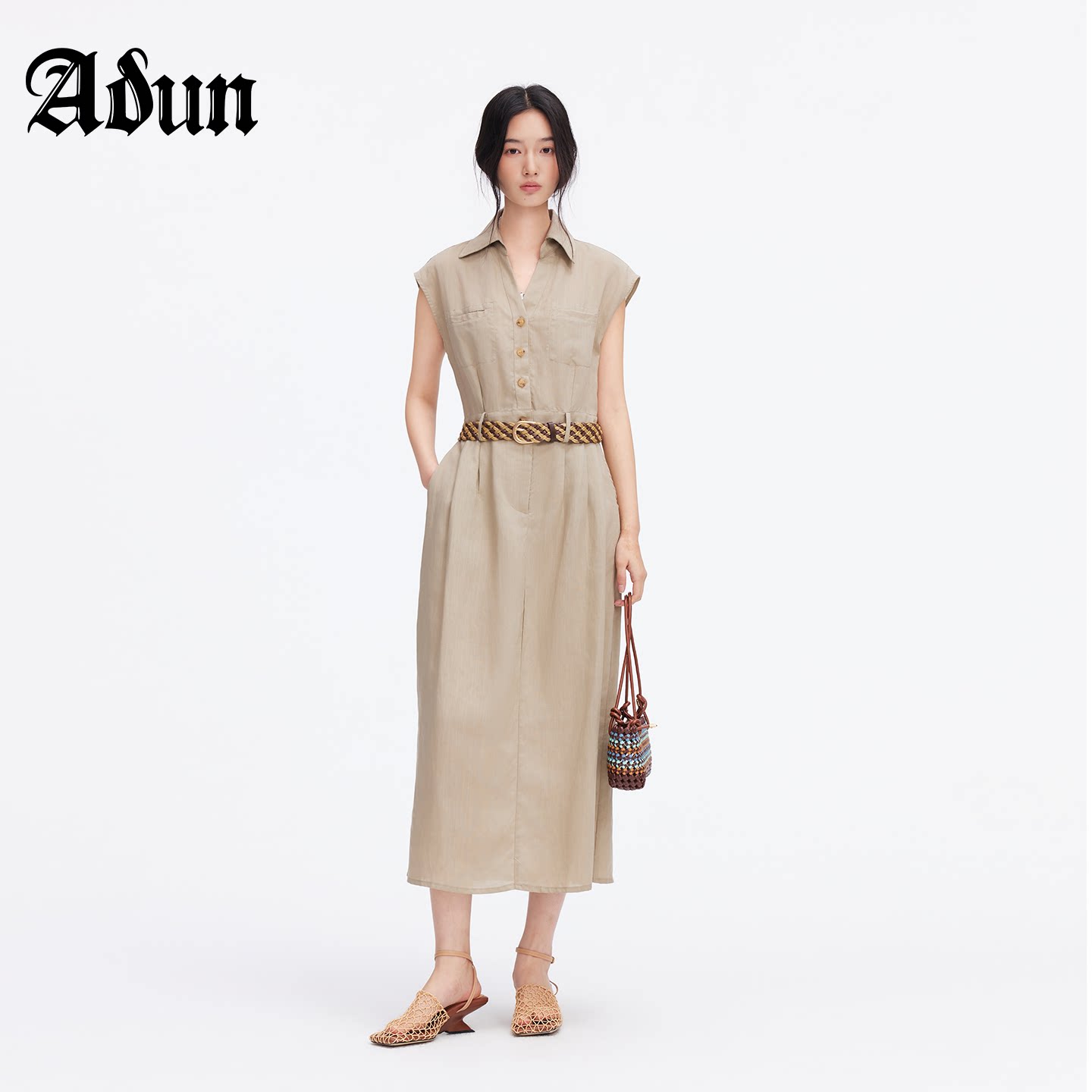Abun【商场同款】2026年夏季新品复古通勤度假风中长连裙子