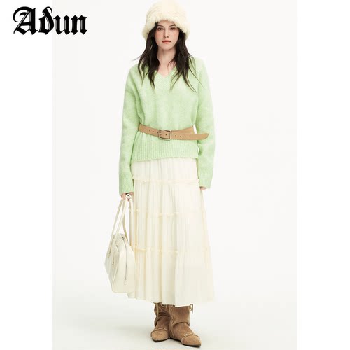 Abun【商场同款】2026冬季新品v领宽松绿色针织上衣暖糯舒适