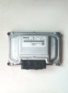 众泰Z700 Z500 T700变速箱电脑板TCU波箱电脑控制模块 F01R00DT92