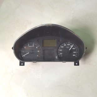 五菱荣光组合仪表总成之光荣光小卡仪表盘水温油表转速公里迈速表