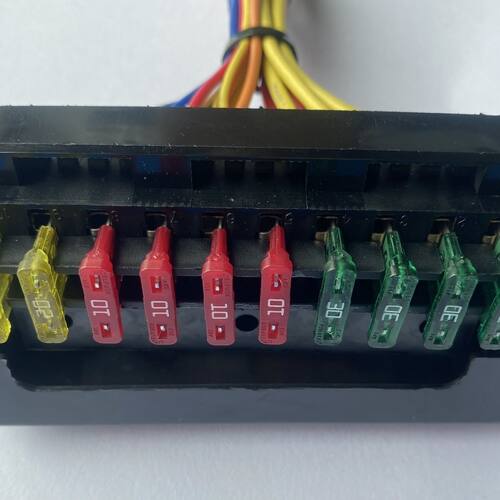 12V24V汽车房车游艇船舶改装配件电路控制10路保险丝盒3继电器座