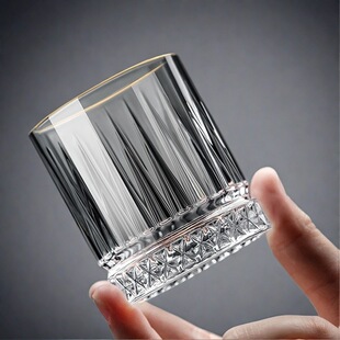 二两白酒杯家用套装轻奢高档描金2两杯一口杯子小洋酒啤酒烈酒杯