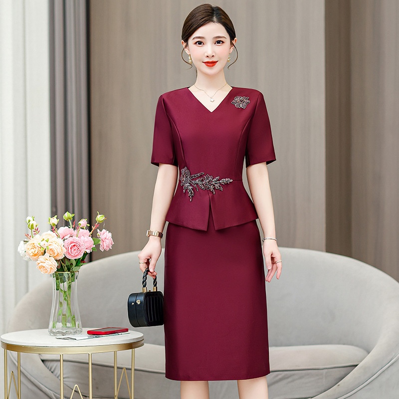 喜婆婆婚宴装红色礼服裙2025夏季新款妈妈装时尚优雅修身连衣裙