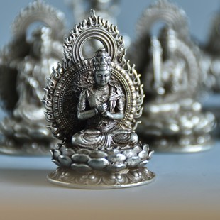 镀银款微雕纯铜八大菩萨佛像家用佛堂供奉摆件保平安复古工艺品