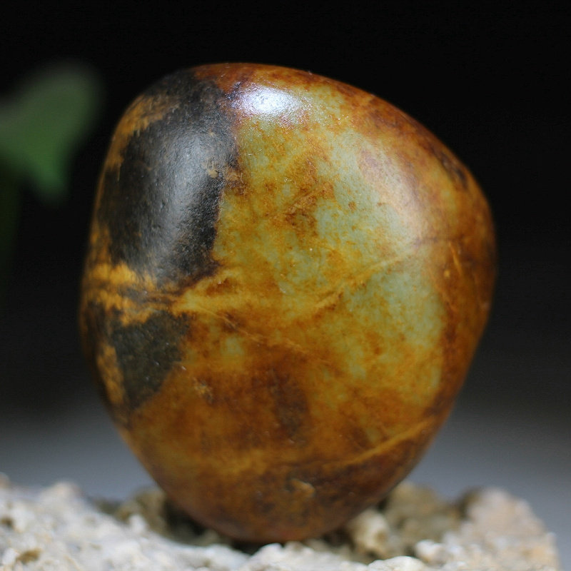 新疆和田玉381克椭圆型虎皮双色青白玉籽料原石大把件小摆件籽玉